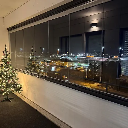 Lapland With Sauna, Free Wifi And Parking Next To The Railway Station *